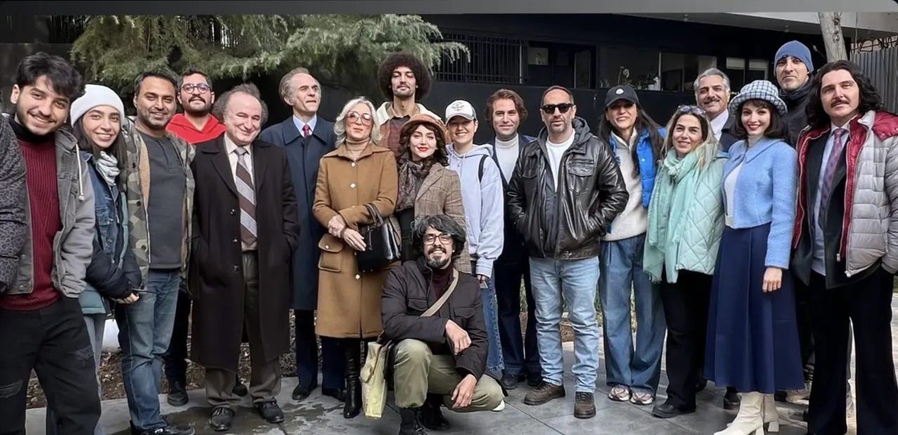 لحظه‌های تماشایی همخوانی بازیگران «تاسیان» با علیرضا قربانی در کنسرت زنده