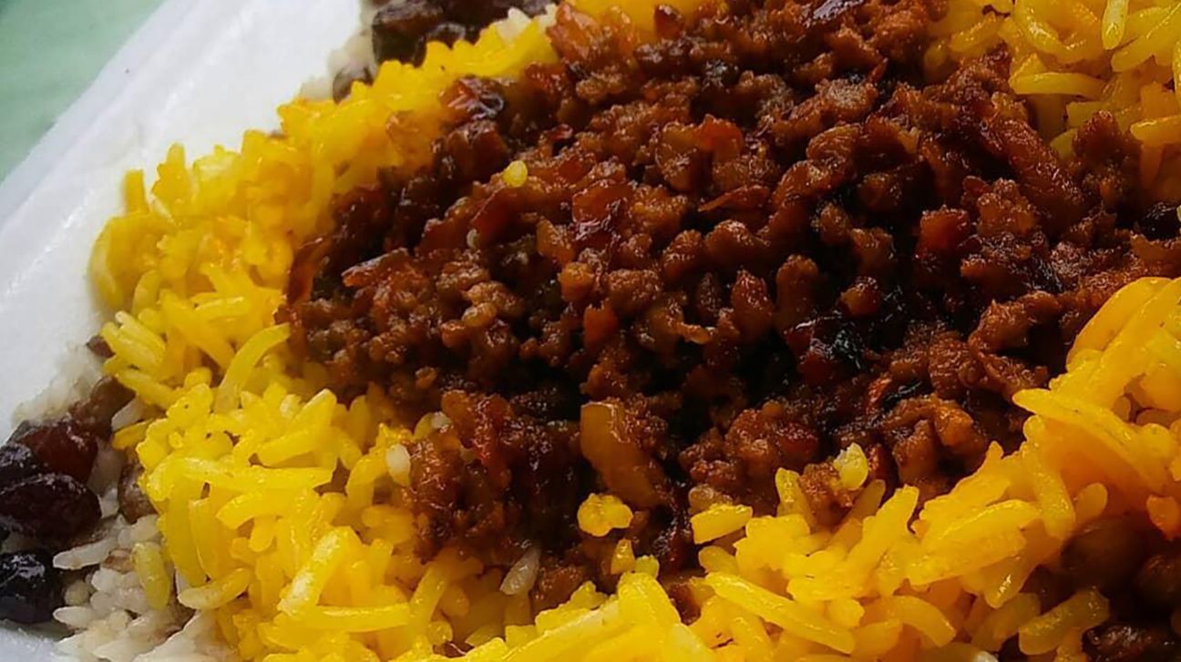 رازهای تهیه عدس‌پلو نذری برای صدها نفر؛ دستور خوشمزه و مجلسی که همه دوست دارند!