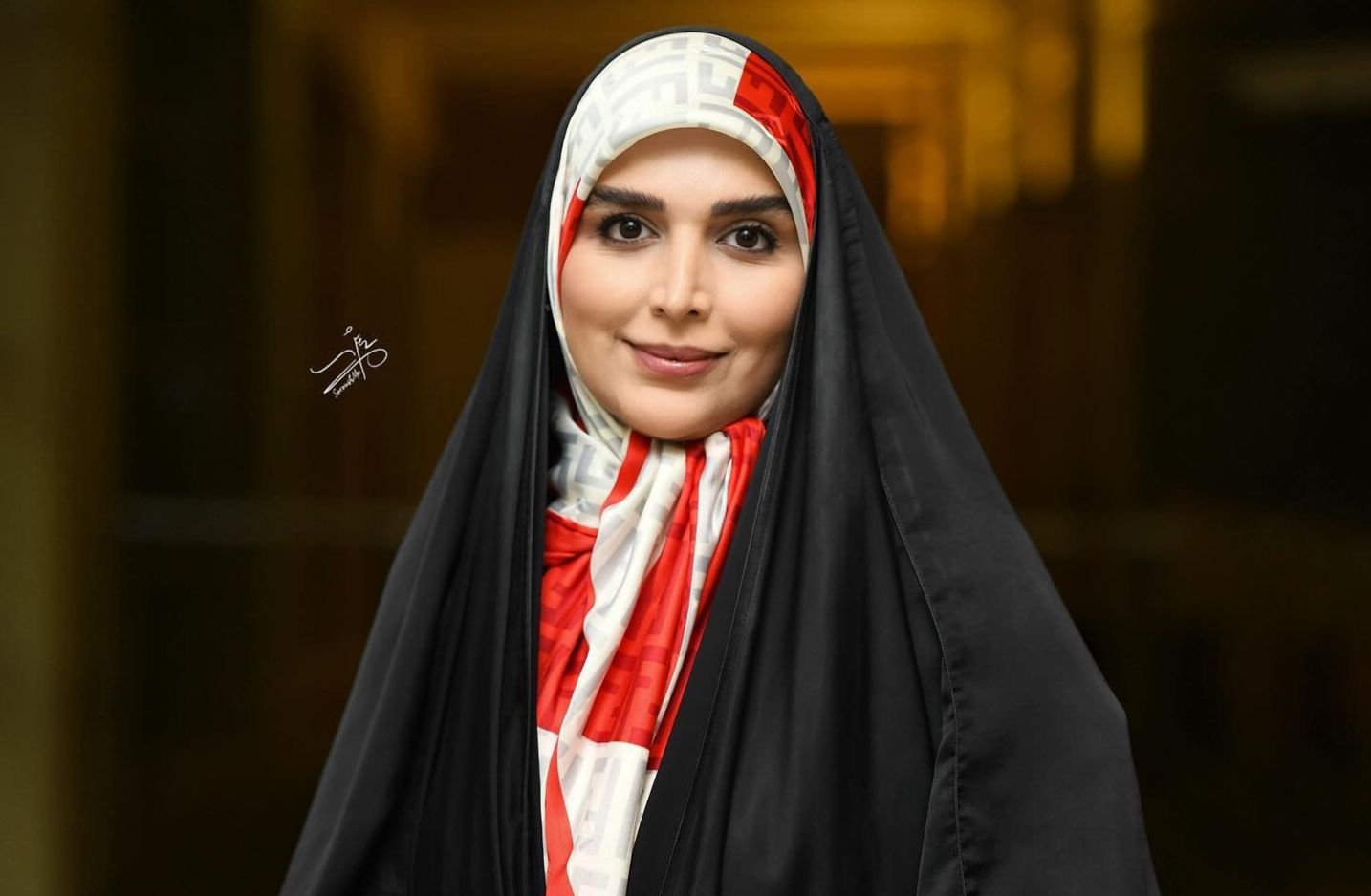 مژده لواسانی در موزه لوور فرانسه؛ غرور ملی با پوشش اصیل ایرانی
