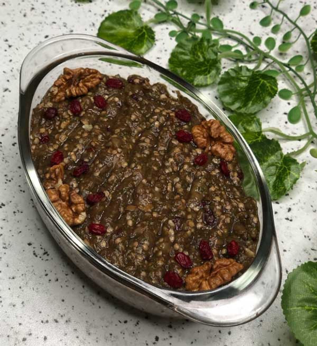 ترشی پرورده بادمجان و گردو؛ طعم شگفت‌انگیز سفره‌های ایرانی که میانسالان را شگفت‌زده می‌کند!