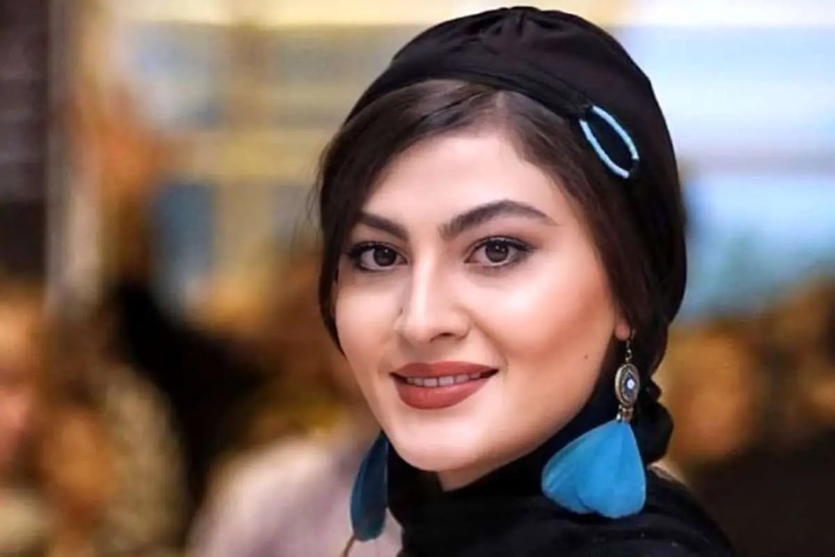 حضور گرم مریم مومن کنار پدر و مادرش پس از طلاق | تصویری از یک آرامش خانوادگی