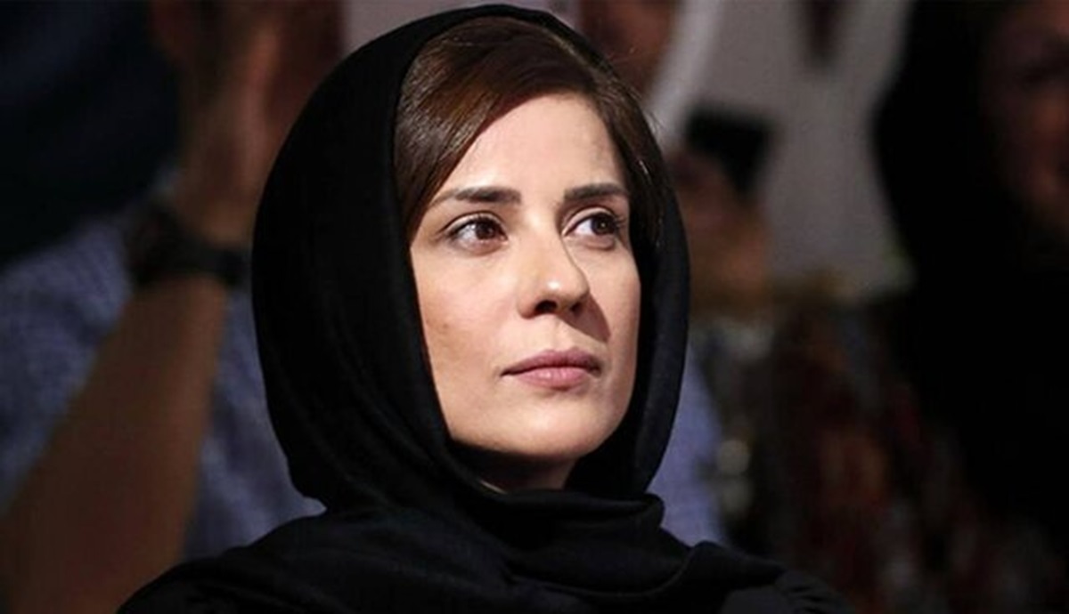 حسرت استایل سارا بهرام با مانتوی پلنگی روی دلها!