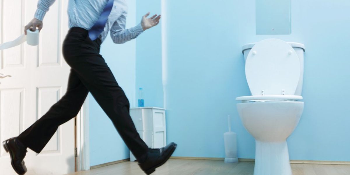 آیا نیاز مکرر به ادرار طبیعی است؟ نشانه‌هایی که نباید نادیده بگیرید