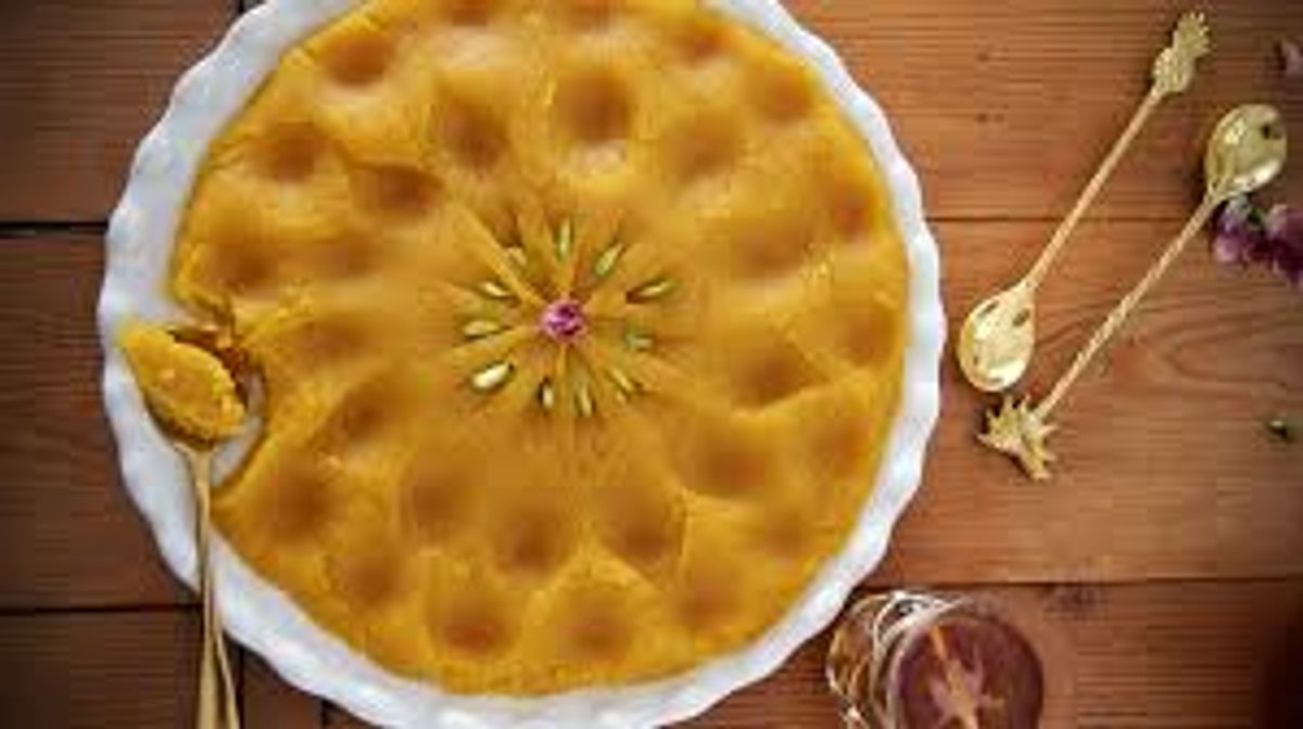 طرز تهیه حلوا | به 2 روش ساده با آرد گندم در خانه حلوا بپزید