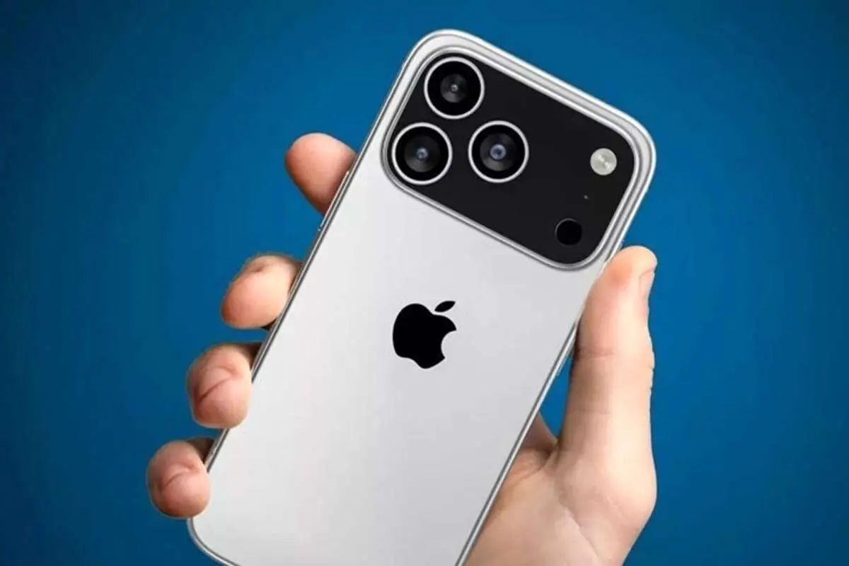 آیفون ۱۷ پرو و پرو مکس با طراحی پنل پشتی متفاوت، هواداران را حسابی شگفت‌زده کرد!