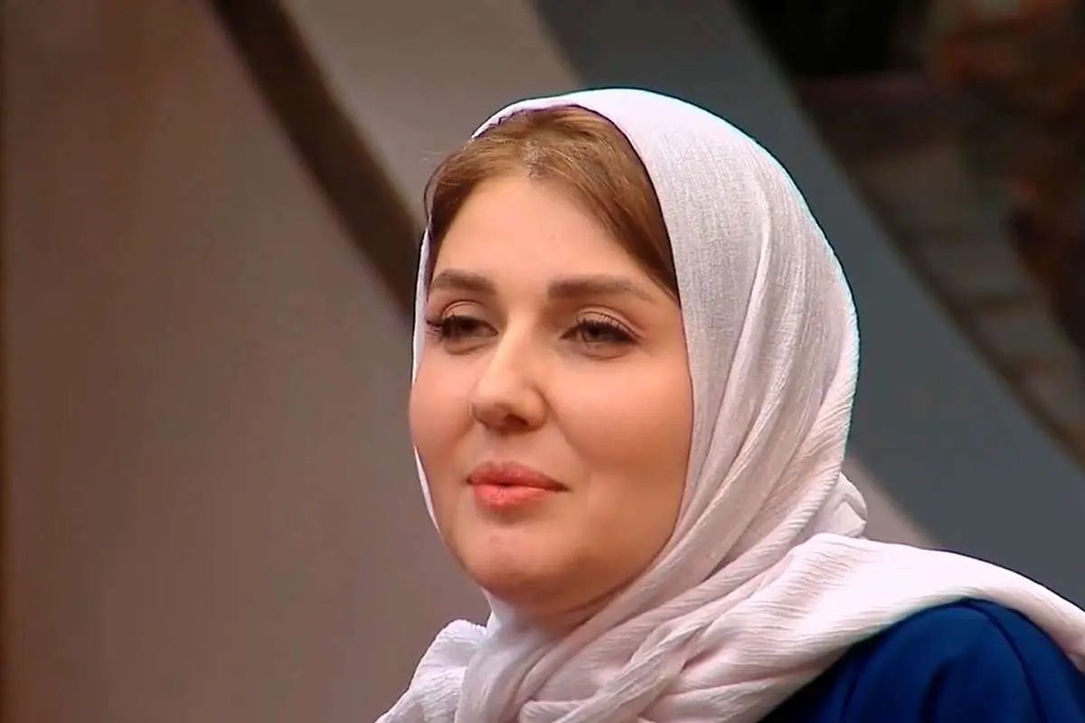 لباس‌های متفاوت گلوریا هاردی؛ همسر بازیگر مشهور در مرکز توجه | تیپ‌های خاص گلوریا هاردی سوژه کاربران شد!