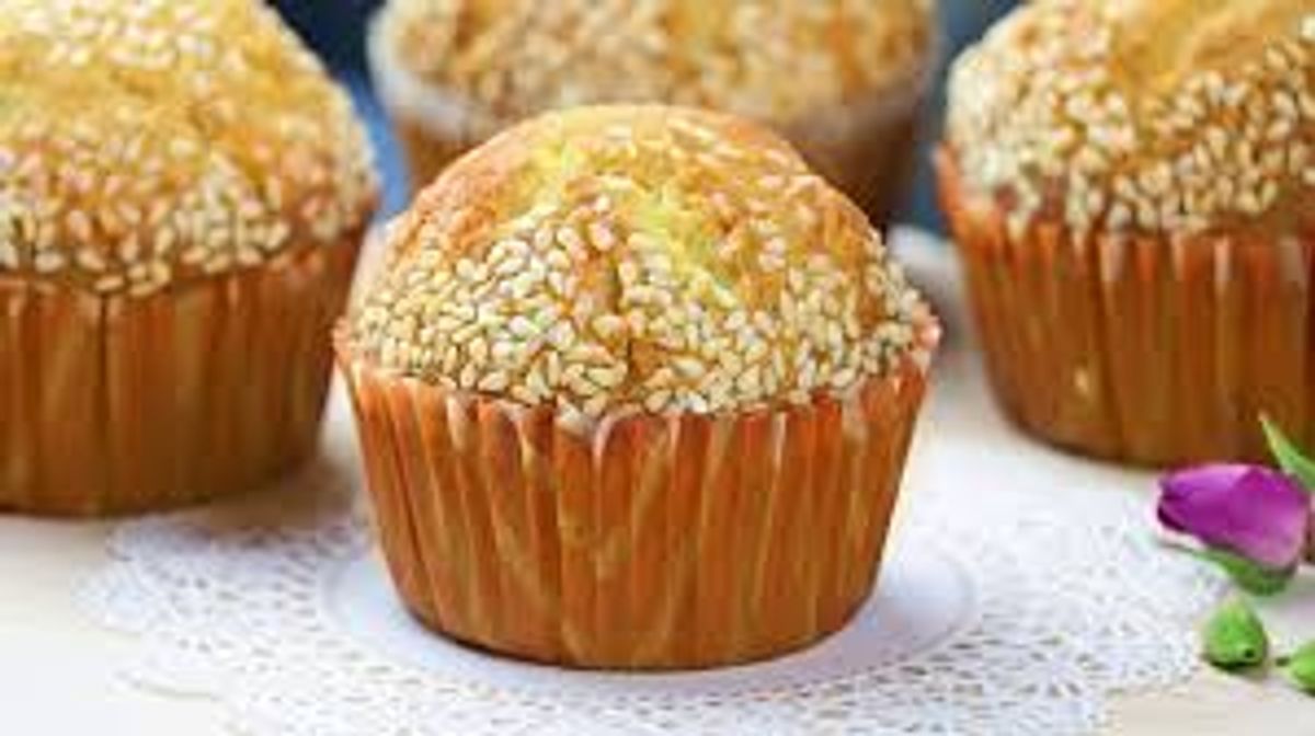 طرز تهیه کیک یزدی در خانه به سبک قنادی‌های حرفه‌ای